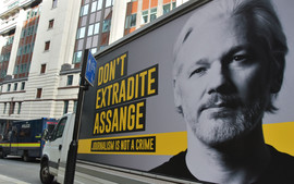 Cover articolo Il futuro di Assange è un po' anche il nostro